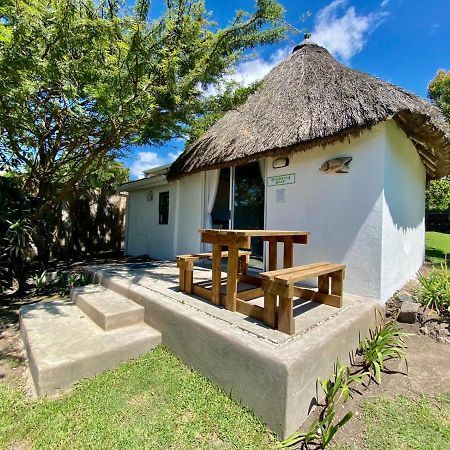 Sunset Bed And Breakfast Coffee Bay Buitenkant foto